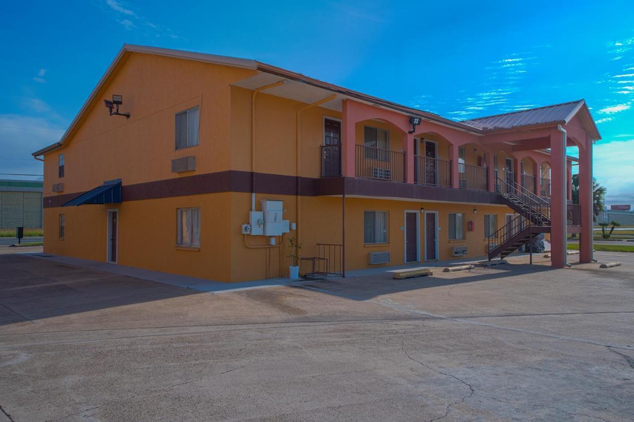 Texas Inn San Benito Near Harlingen Exterior photo