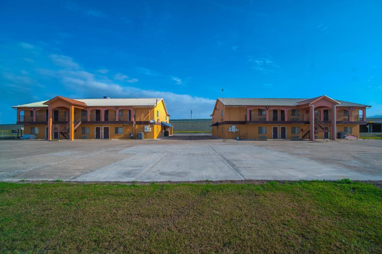 Texas Inn San Benito Near Harlingen Exterior photo